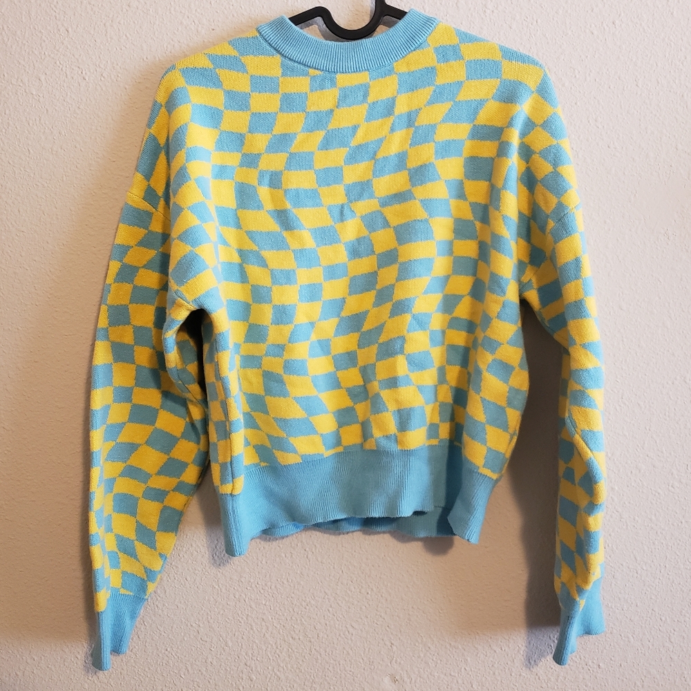 Cute checker pattern sweater